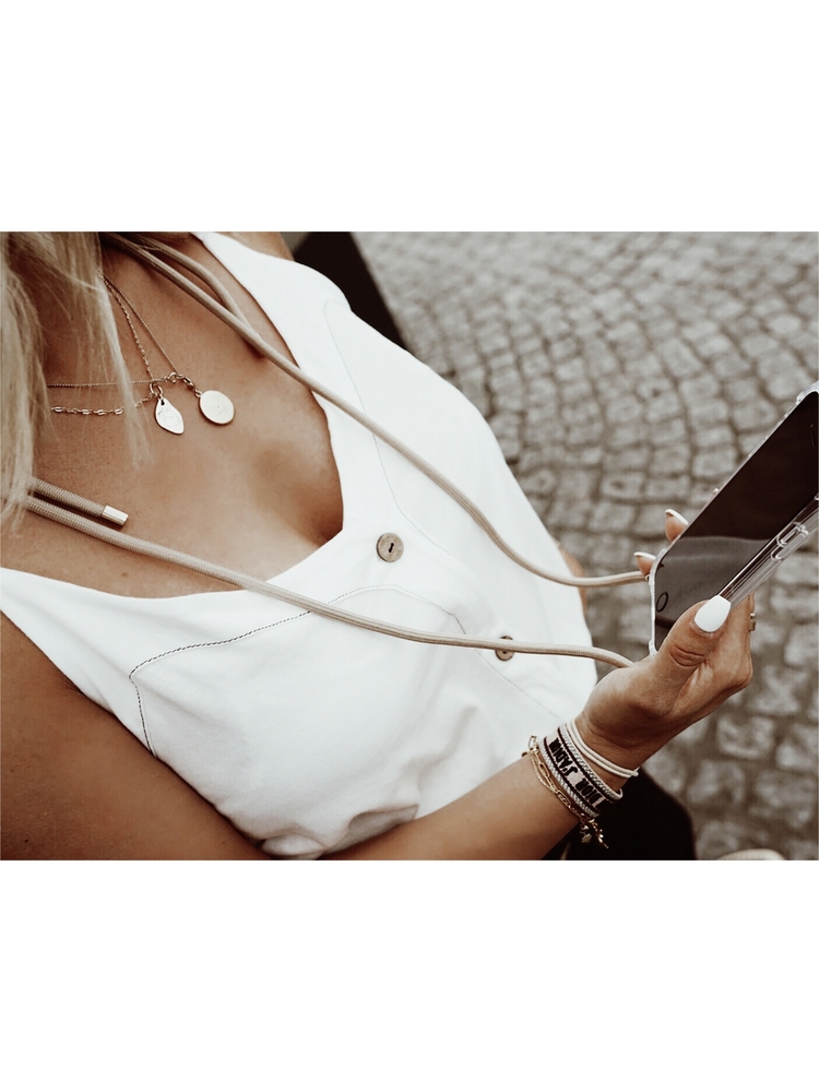 Lookabe Necklace iPhone 7/8+ gold nude loo007